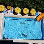 Hotel Lara Dinc 3*