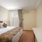 Lara Dinc 3* Antalya