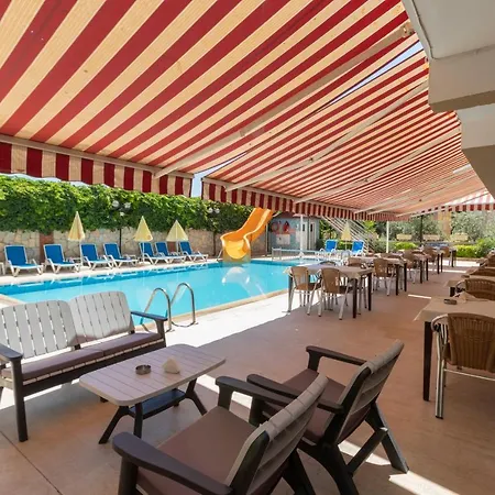 Lara Dinc Анталья