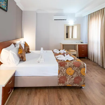 Lara Dinc Анталья