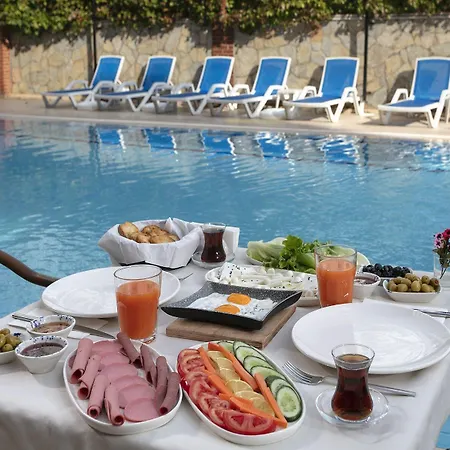 Lara Dinc Szálloda Antalya