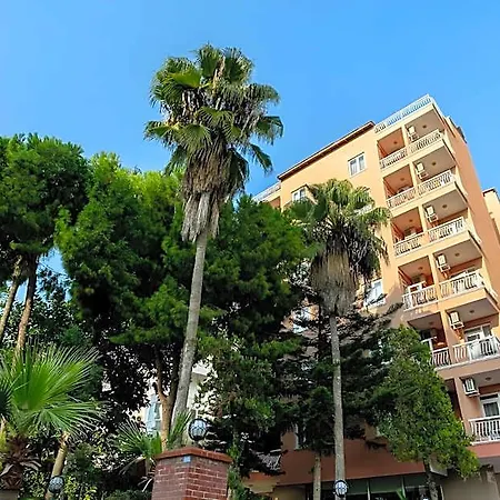 Lara Dinc Antalya