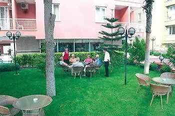 Lara Dinc Hotel
