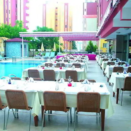 Lara Dinc Отель 3*