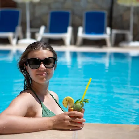 Hotel Lara Dinc 3*