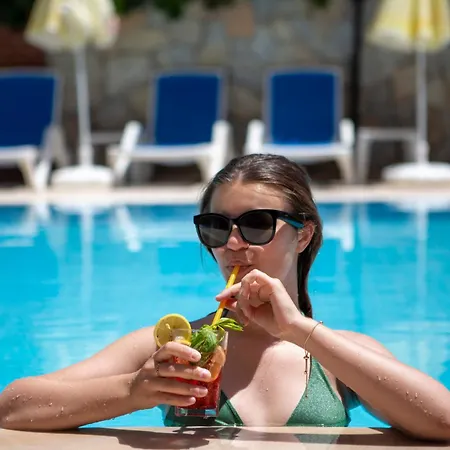 Lara Dinc Hotel Antalya