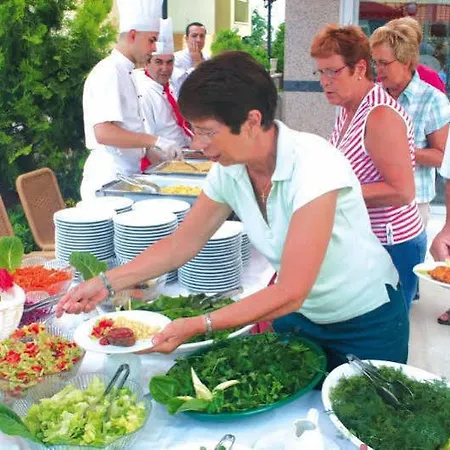 Lara Dinc 3* Antalya