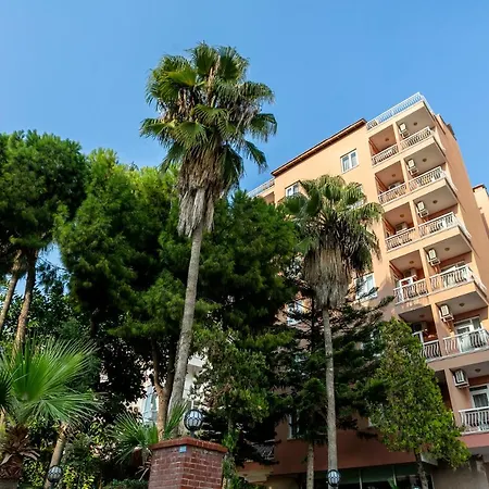 Hotel Lara Dinc 3*