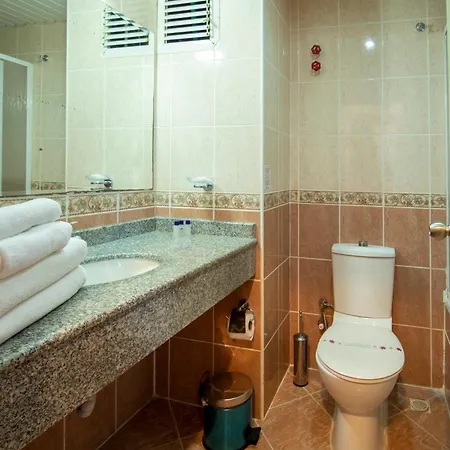 Lara Dinc Hotel Antalya