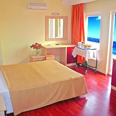 Hotel Lara Dinc 3*